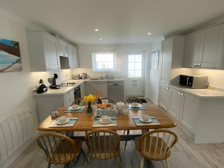 Surf'S Up! Perfect Base For Holidays Or Work In Cornwall St Columb Major Exteriér fotografie